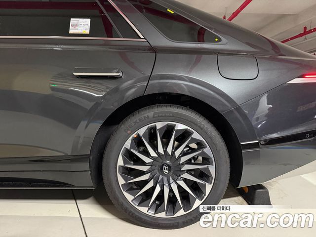 Hyundai Grandeur 2.5 Gasoline  2WD Caligraphy — пробег 800 км — фото 5 из 5