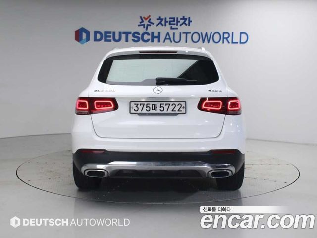 Mercedes-Benz GLC-Class GLC300 4MATIC — пробег 124 617 км — фото 4 из 5