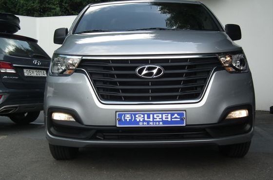 Hyundai Starex Van 3-Seater Smart — пробег 48 367 км — фото 3 из 5