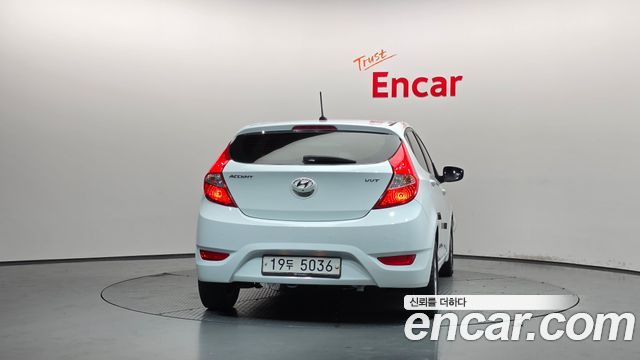 Hyundai Accent WIT 1.4 VVT Modern — пробег 99 158 км — фото 4 из 5