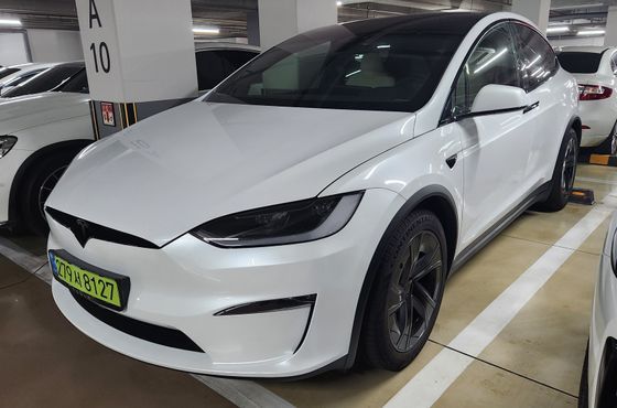 Tesla Model X AWD — пробег 1 550 км — фото 1 из 5
