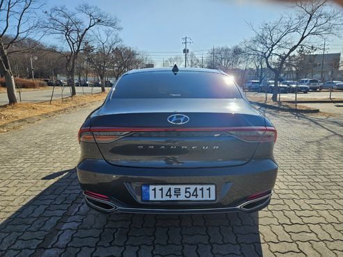 Hyundai Grandeur 2.5 Exclusice — пробег 52 100 км — фото 2 из 5