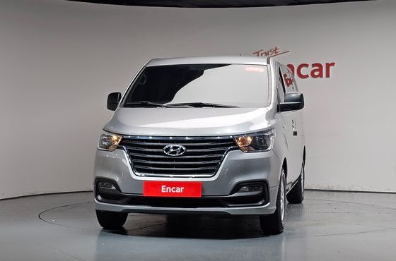 Hyundai Starex Van 5-Seater Smart — пробег 56 181 км — фото 3 из 5