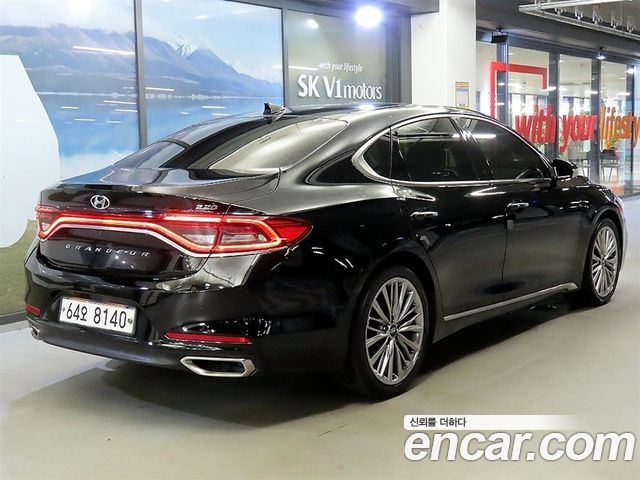 Hyundai Grandeur 2.2 Diesel Premium Special — пробег 195 488 км — фото 4 из 5