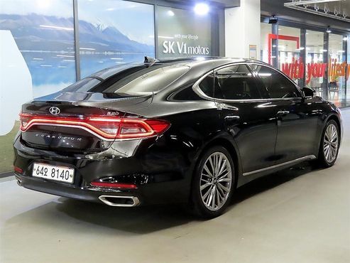 Hyundai Grandeur 2.2 Diesel Premium Special — пробег 195 488 км — фото 4 из 5