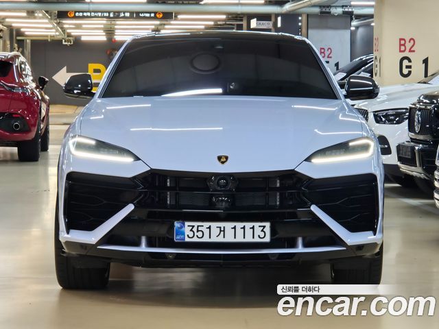 Lamborghini Urus из Кореи Encar