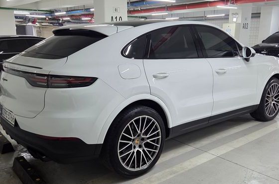 Porsche Cayenne 3.0 COUPE PLATINUM EDITION — пробег 63 500 км — фото 2 из 5
