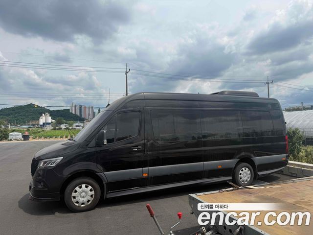 Mercedes-Benz Sprinter 3.0 Diesel W907 — пробег 25 200 км — фото 2 из 5