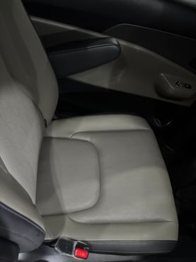 Kia Carnival Gasoline 9-Seater Prestige — пробег 26 000 км — фото 4 из 5