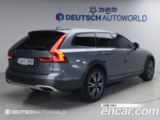 Volvo V90 T5 Pro AWD — пробег 47 503 км — фото 2 из 5