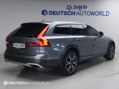 Volvo V90 T5 Pro AWD — пробег 47 503 км — фото 2 из 5