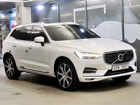 Volvo XC60 D5 Inscription — пробег 184 732 км — фото 1 из 5
