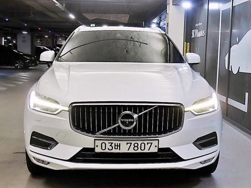 Volvo XC60 D5 Inscription — пробег 184 732 км — фото 2 из 5