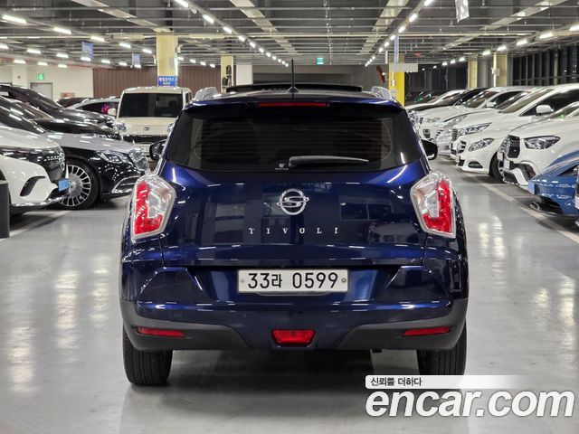 Ssangyong TIBOLI VX 2WD — пробег 122 000 км — фото 3 из 5