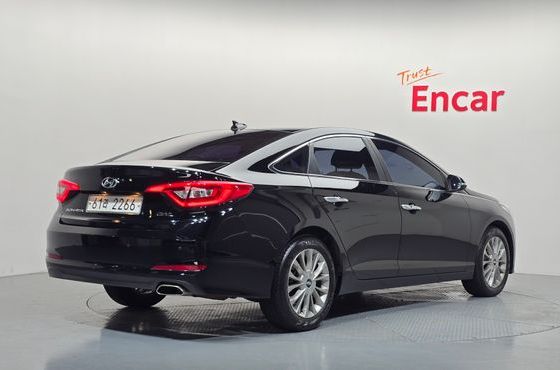 Hyundai Sonata 2.0 Smart — пробег 138 019 км — фото 2 из 5