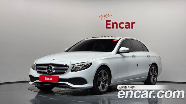 Mercedes-Benz E-Class E300 4MATIC Avnatgarde — пробег 54 371 км — фото 1 из 5