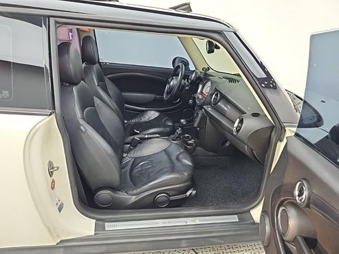 Mini Cooper Standard Second Generation — пробег 202 350 км — фото 5 из 5