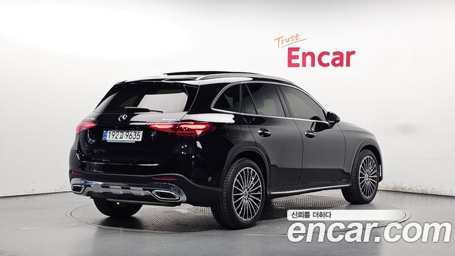 Mercedes-Benz GLC-Class GLC300 4MATIC AMG Line — пробег 14 292 км — фото 2 из 5