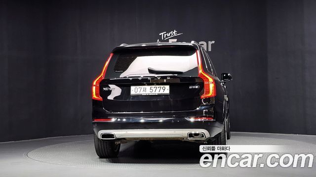 Volvo XC90 D5 Inscription — пробег 72 177 км — фото 4 из 5