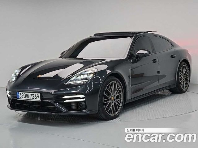 Porsche Panamera 2.9 AWD Platinum Edition — пробег 42 179 км — фото 1 из 5