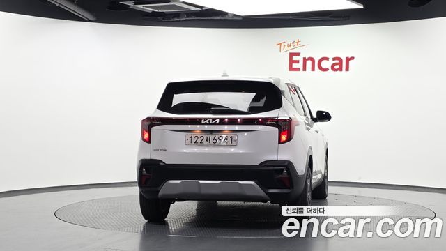 Kia Seltos из Кореи Encar