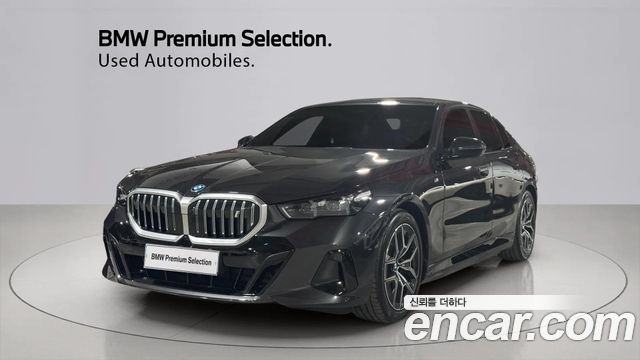BMW i5 eDrive 40 M Sport — пробег 21 681 км — фото 1 из 5