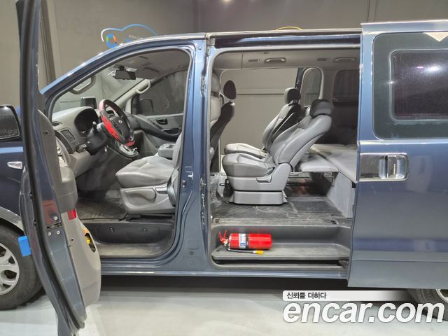 Hyundai Starex Camping Car — пробег 270 865 км — фото 2 из 5