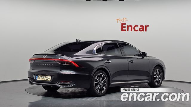 Hyundai Grandeur из Кореи Encar