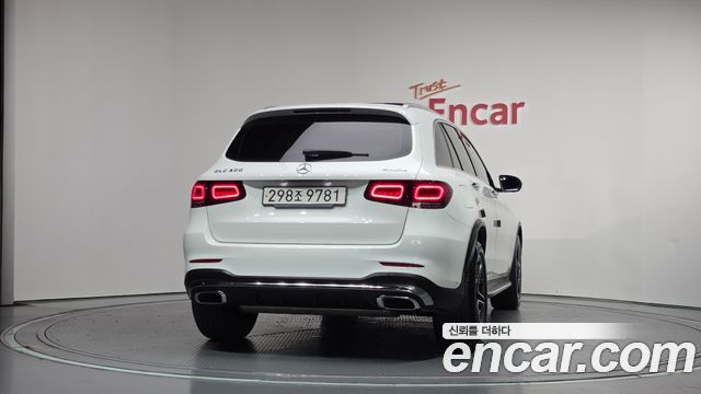 Mercedes-Benz GLC-Class GLC300 4MATIC — пробег 52 419 км — фото 4 из 5