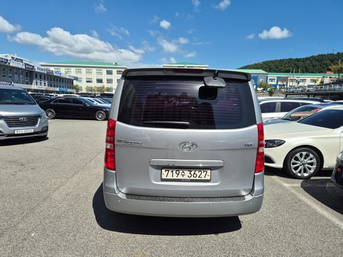 Hyundai Starex Wagon 12-Seater Modern — пробег 156 381 км — фото 4 из 5