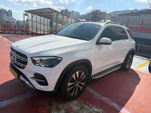 Mercedes-Benz GLE-Class GLE350 4MATIC — пробег 10 272 км — фото 1 из 4