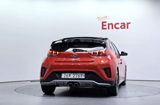 Hyundai Veloster 1.6 Turbo Sport Core — пробег 99 989 км — фото 4 из 5