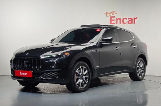 Maserati Levante 3.0 AWD GranLusso — пробег 82 290 км — фото 1 из 5