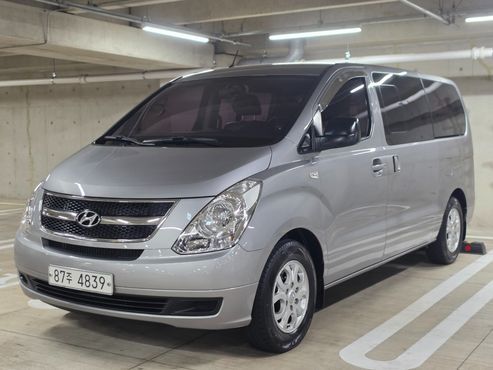 Hyundai Starex 5-Seater VAN CVX Deluxe — пробег 175 895 км — фото 3 из 5