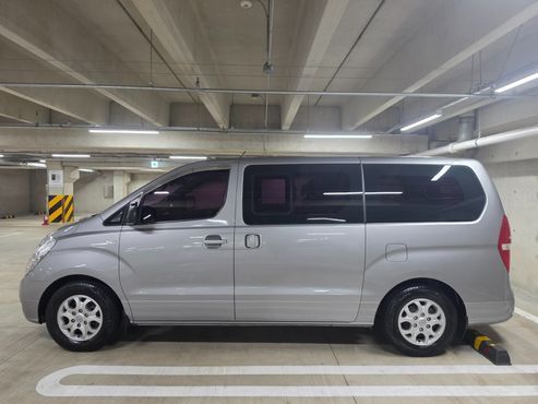 Hyundai Starex 5-Seater VAN CVX Deluxe — пробег 175 895 км — фото 4 из 5