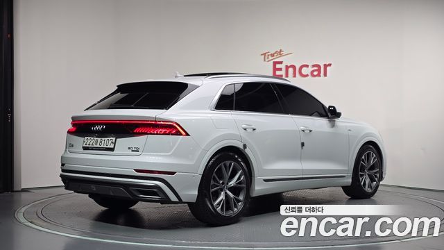 Audi Q8 50 TDI Quattro Premium — пробег 97 967 км — фото 2 из 5
