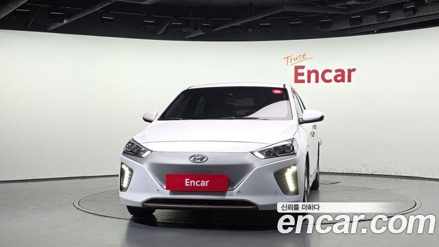 Hyundai Ioniq Q — пробег 228 237 км — фото 3 из 5