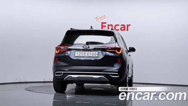 Kia Seltos из Кореи Encar
