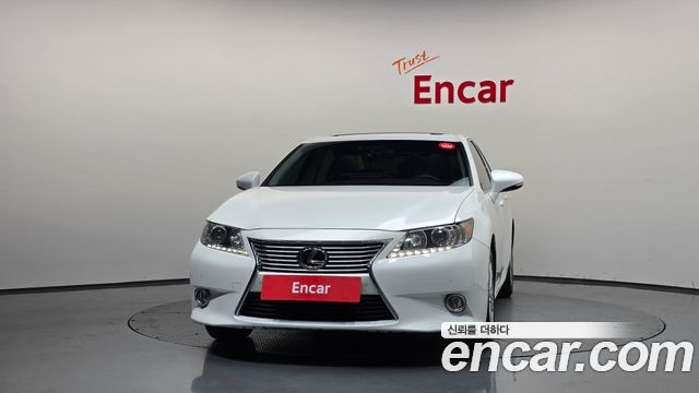 Lexus ES Supreme XV60 — пробег 92 433 км — фото 3 из 5