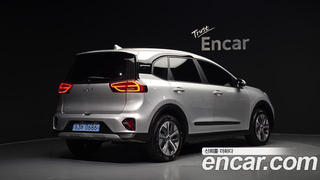 Kia Niro Air — пробег 67 120 км — фото 2 из 5