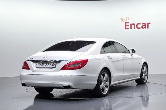 Mercedes-Benz CLS-Class CLS350 BlueEFFICIENCY — пробег 128 041 км — фото 2 из 5