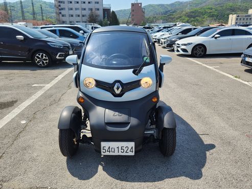 Renault (Samsung) Twizy Intens(2-seater) — пробег 3 050 км — фото 1 из 5