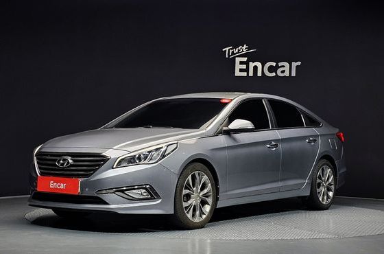 Hyundai Sonata 2.0 Premium — пробег 143 847 км — фото 1 из 5