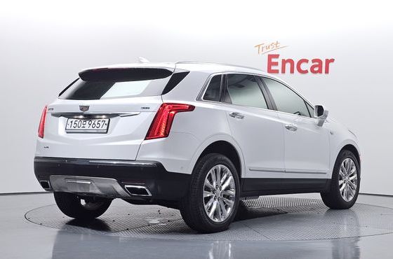 Cadillac XT5 3.6 Platinum — пробег 105 008 км — фото 2 из 5