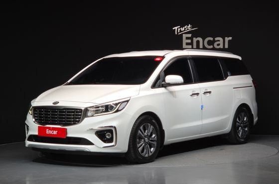 Kia Carnival 9-Seater Luxury — пробег 135 275 км — фото 1 из 5