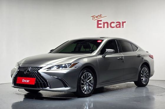 Lexus ES Luxury Plus — пробег 87 677 км — фото 1 из 5