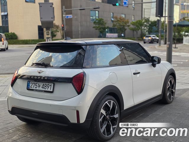 Mini Cooper Favoured — пробег 430 км — фото 5 из 5
