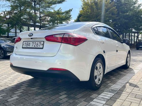 Kia K3 Deluxe — пробег 194 000 км — фото 4 из 5