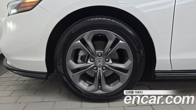 Honda Accord 1.5 Turbo — пробег 41 870 км — фото 5 из 5