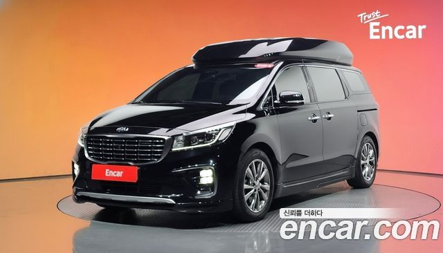 Kia Carnival Gasoline 9-Seater Hi-Limousine Noblesse Special — пробег 110 035 км — фото 1 из 5